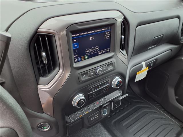 new 2025 GMC Sierra 1500 car, priced at $39,340