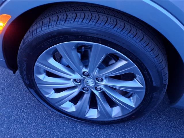 new 2025 Buick Envista car, priced at $30,735