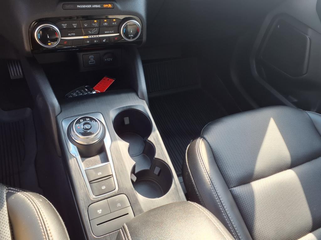 used 2022 Ford Escape car, priced at $26,977