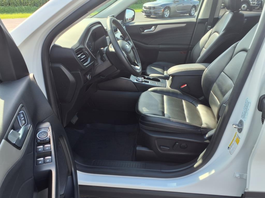 used 2022 Ford Escape car, priced at $26,977