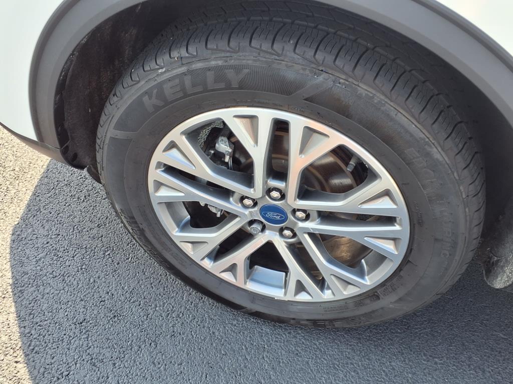 used 2022 Ford Escape car, priced at $26,977