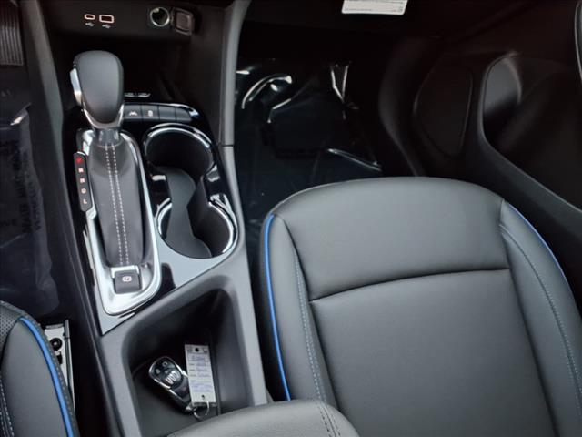 new 2025 Buick Encore GX car, priced at $31,415