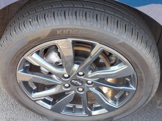 used 2022 Chevrolet Equinox car, priced at $27,977
