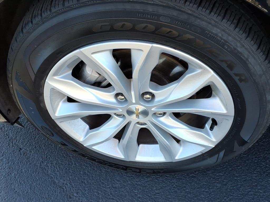 used 2024 Chevrolet Malibu car, priced at $21,977