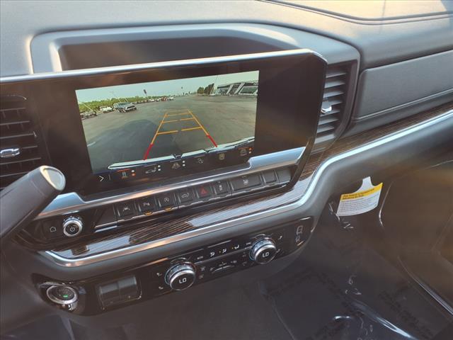 new 2025 GMC Sierra 1500 car, priced at $53,005