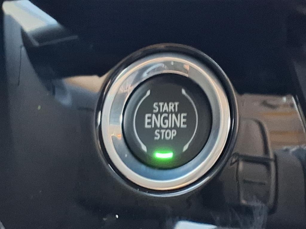 new 2025 Buick Envision car, priced at $38,590