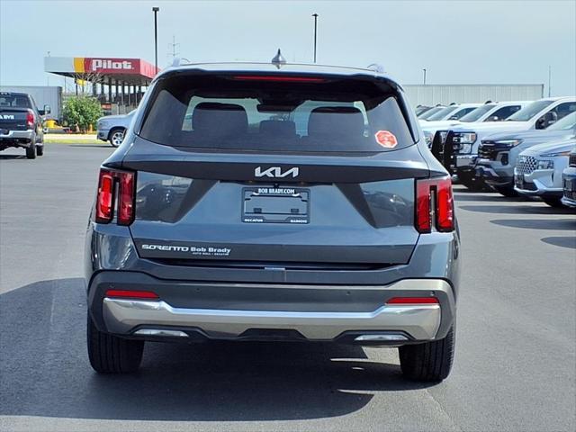 used 2024 Kia Sorento car, priced at $30,977