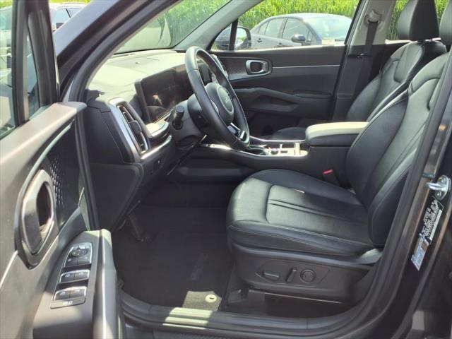 used 2024 Kia Sorento car, priced at $30,977