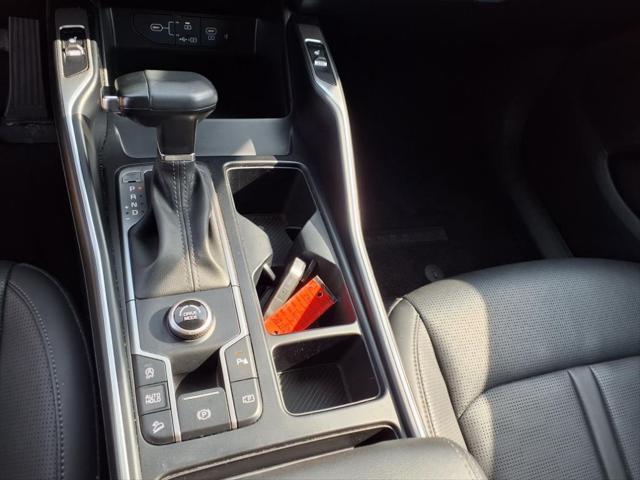 used 2024 Kia Sorento car, priced at $30,977