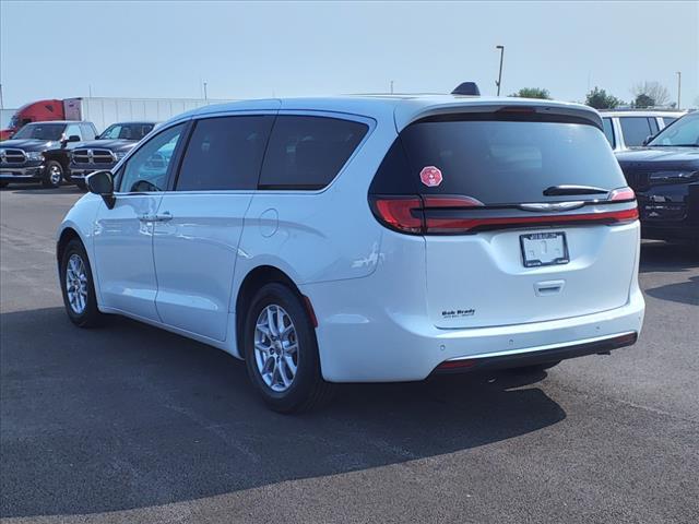 used 2023 Chrysler Pacifica car, priced at $29,977