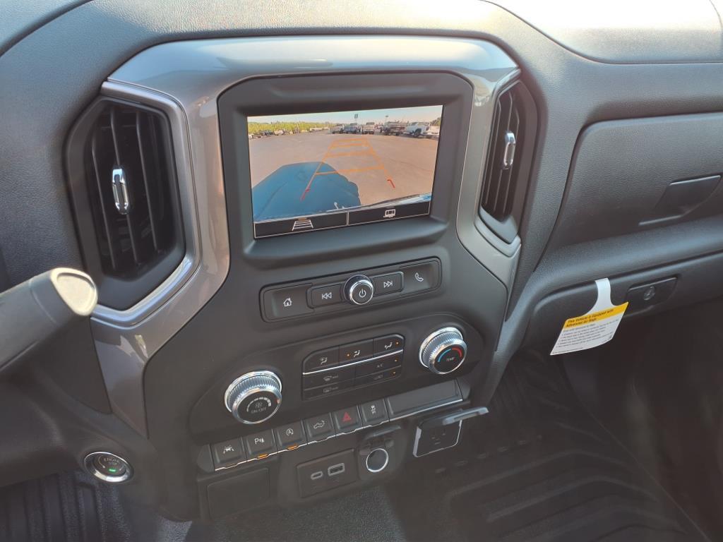 new 2025 GMC Sierra 1500 car, priced at $39,695