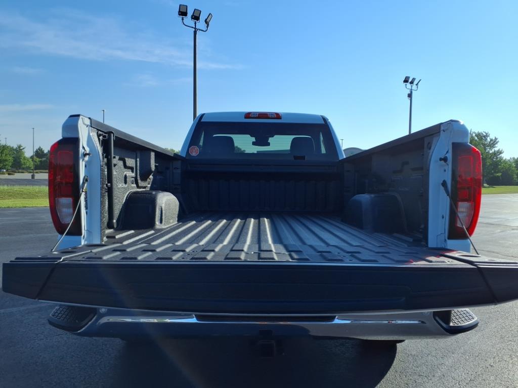 new 2025 GMC Sierra 1500 car, priced at $39,695