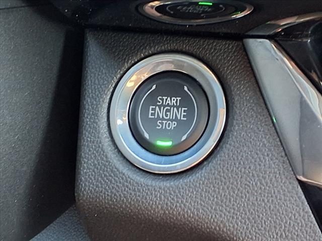 new 2025 Buick Envista car, priced at $30,015