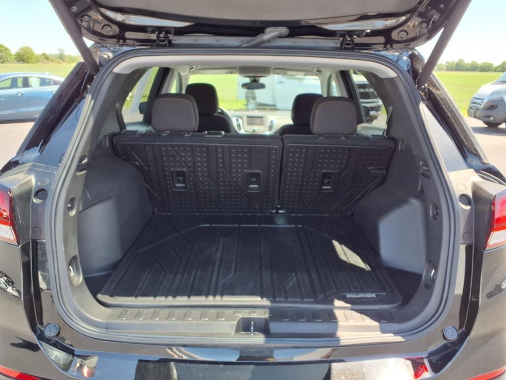 used 2022 Chevrolet Equinox car, priced at $23,977