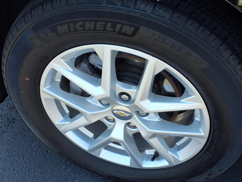 used 2022 Chevrolet Equinox car, priced at $23,977