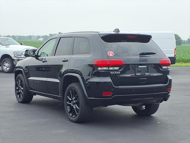 used 2022 Jeep Grand Cherokee car, priced at $29,977