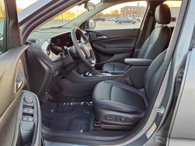 new 2025 Buick Encore GX car, priced at $31,915