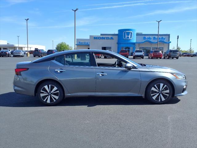 used 2021 Nissan Altima car, priced at $23,977
