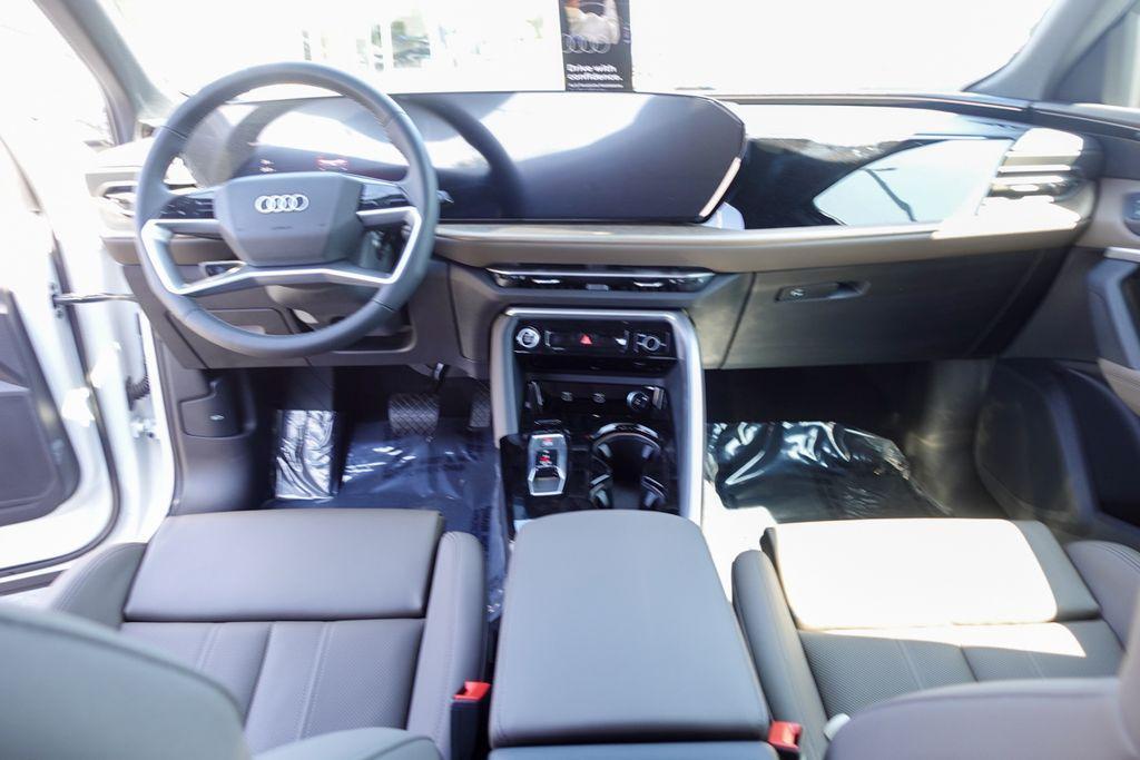 new 2025 Audi Q5 car, priced at $61,300