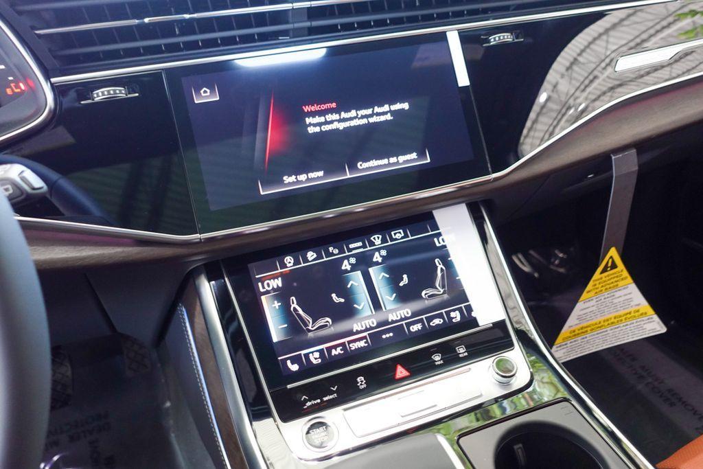 new 2025 Audi Q7 car, priced at $78,490