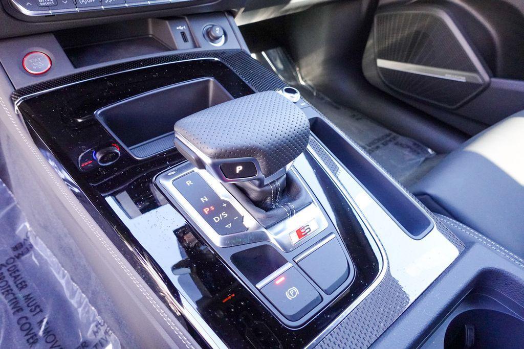 new 2025 Audi SQ5 car, priced at $69,980