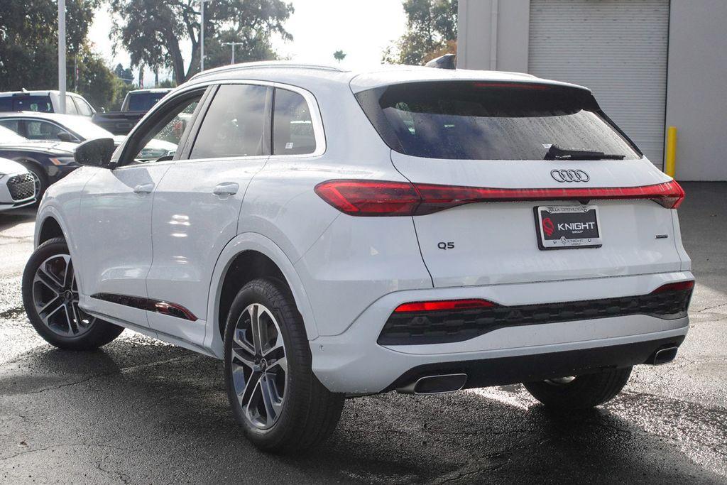 new 2025 Audi Q5 car, priced at $50,665