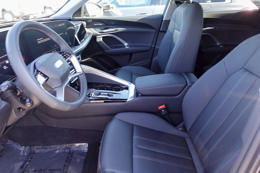 new 2025 Audi Q5 car, priced at $60,325