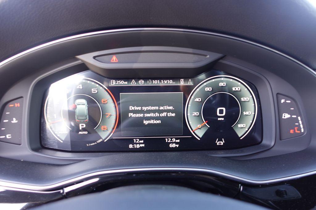 new 2025 Audi Q7 car, priced at $65,850