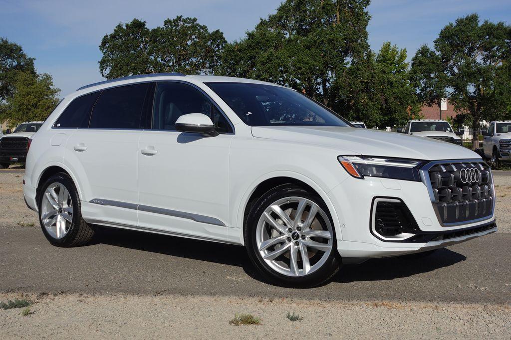 new 2025 Audi Q7 car, priced at $65,850