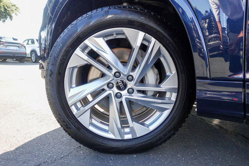 used 2023 Audi Q7 car, priced at $40,768