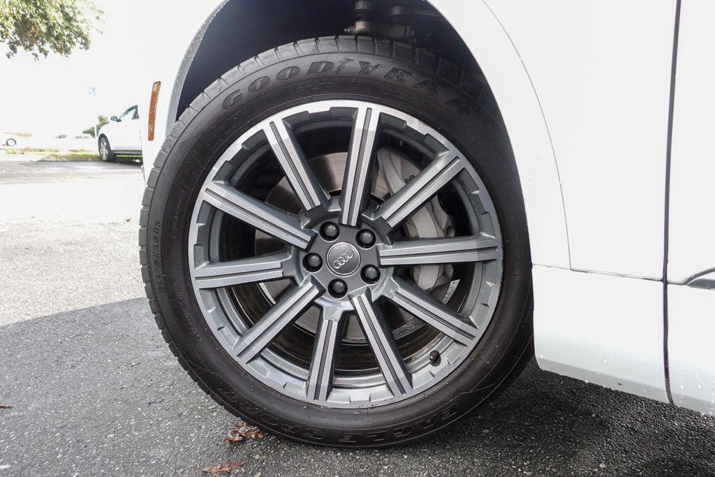 used 2017 Audi Q7 car, priced at $17,098