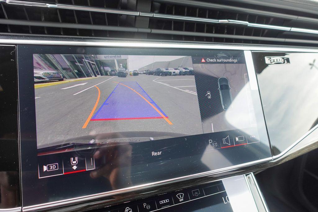 new 2025 Audi Q7 car, priced at $78,760