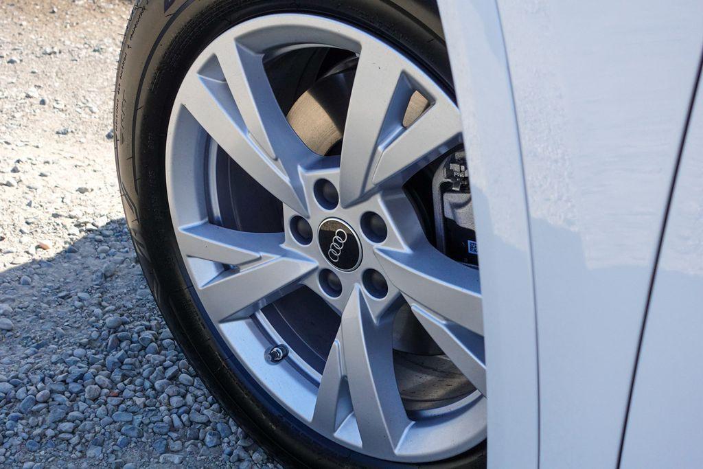 new 2025 Audi Q5 car, priced at $45,725