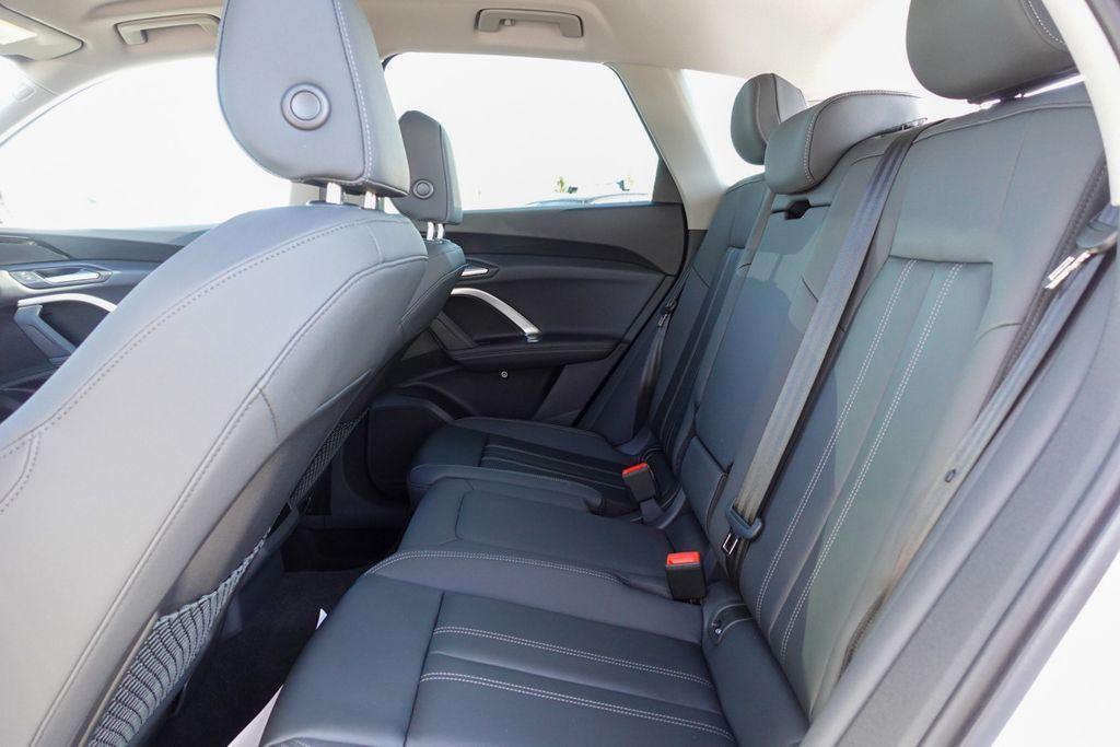 new 2025 Audi Q5 car, priced at $45,725
