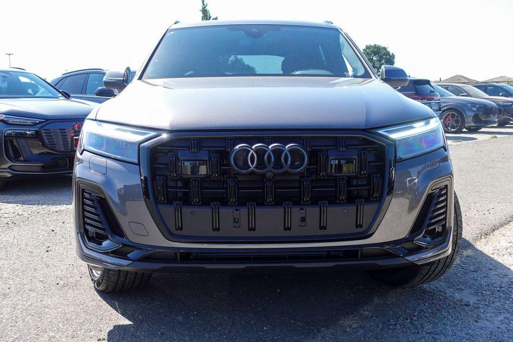 new 2025 Audi Q7 car, priced at $60,765