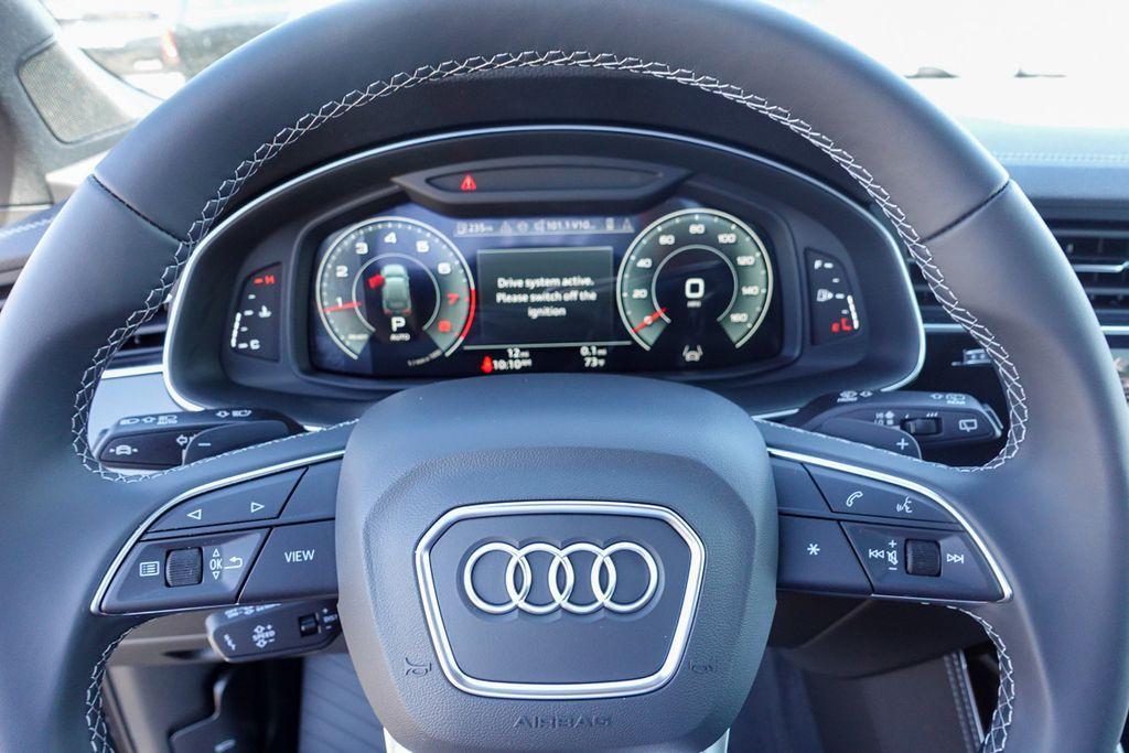 new 2025 Audi Q7 car, priced at $60,765
