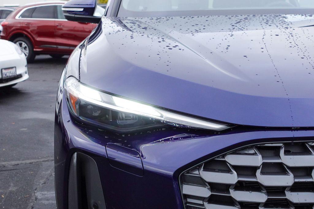 new 2025 Audi Q5 car, priced at $50,665