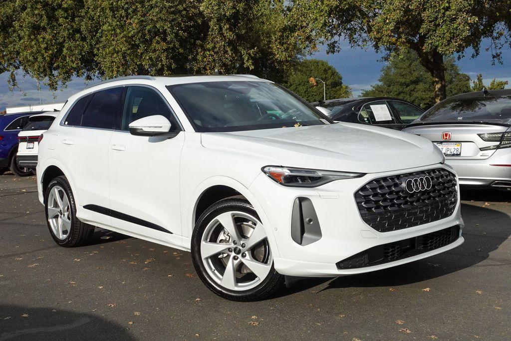 used 2025 Audi Q5 car, priced at $52,887