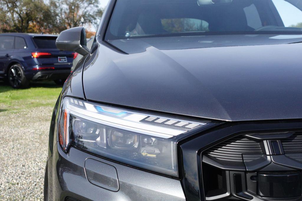 new 2026 Audi Q7 car, priced at $92,095