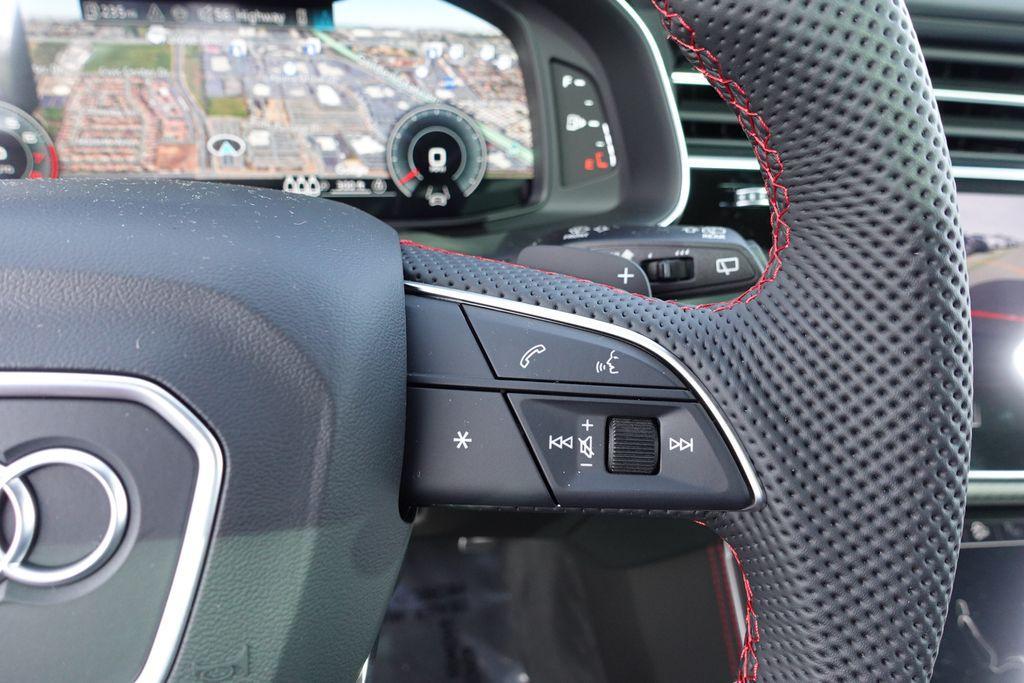 new 2026 Audi Q7 car, priced at $92,095