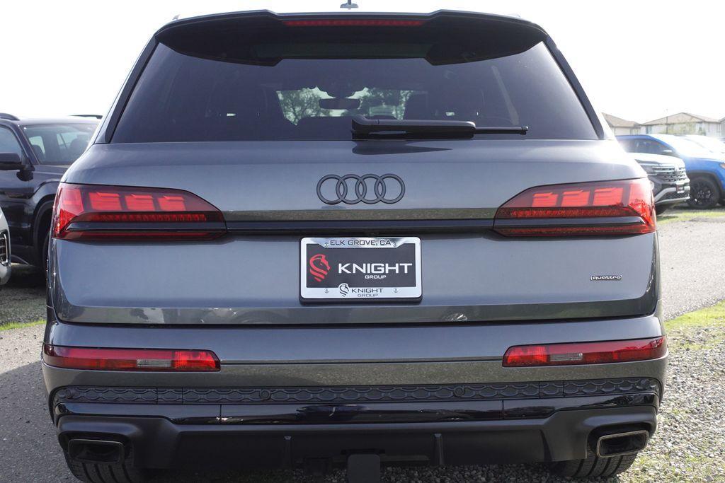 new 2026 Audi Q7 car, priced at $92,095