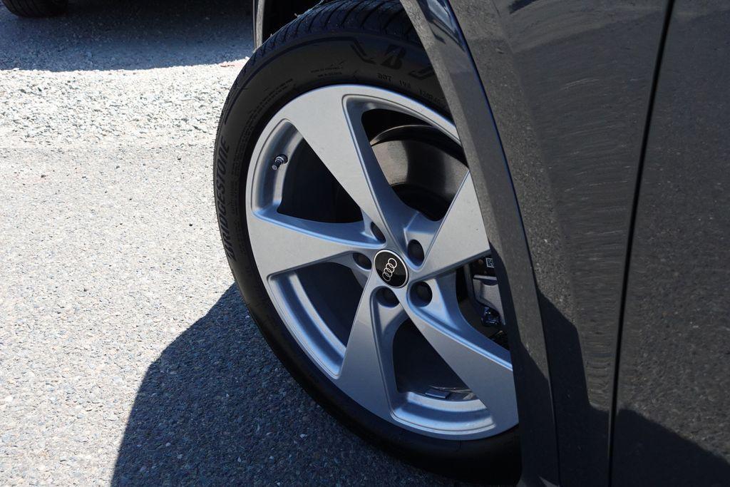 new 2025 Audi Q5 car, priced at $59,250