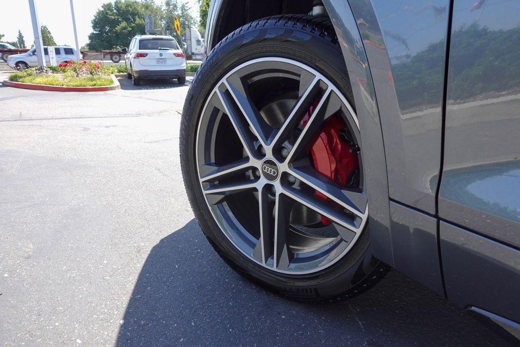 new 2025 Audi Q5 car, priced at $66,435