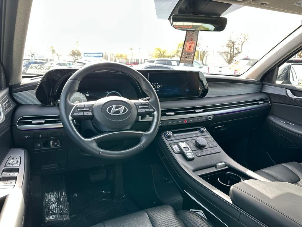used 2024 Hyundai Palisade car, priced at $37,907