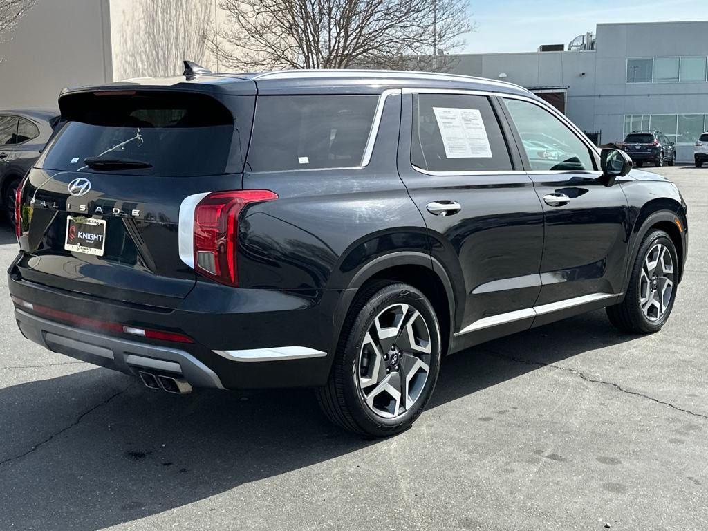 used 2024 Hyundai Palisade car, priced at $37,907