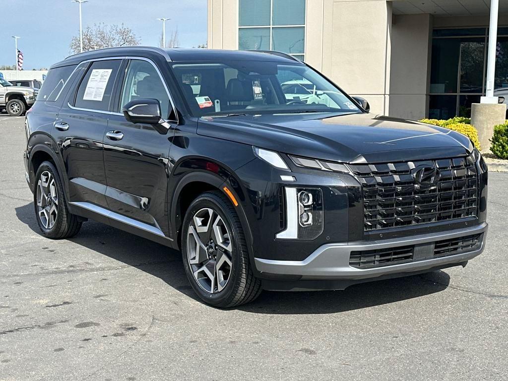 used 2024 Hyundai Palisade car, priced at $37,907