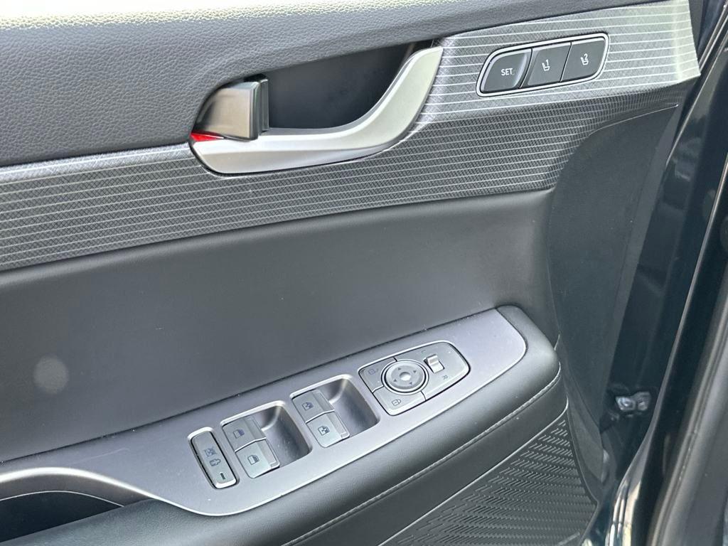 used 2024 Hyundai Palisade car, priced at $37,907