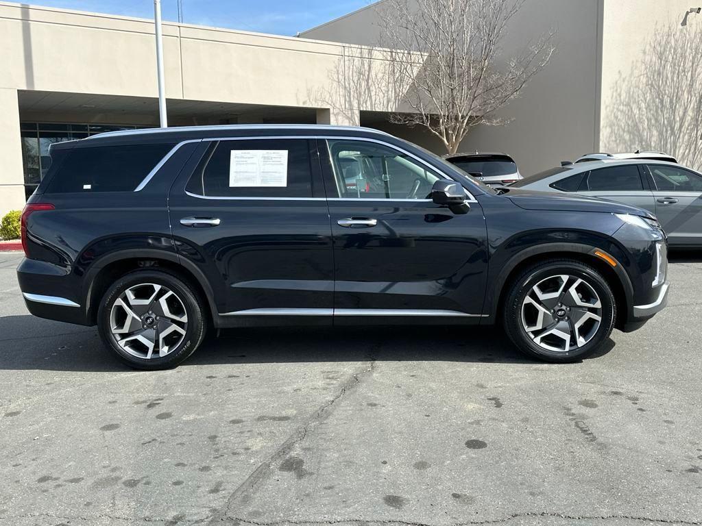 used 2024 Hyundai Palisade car, priced at $37,907