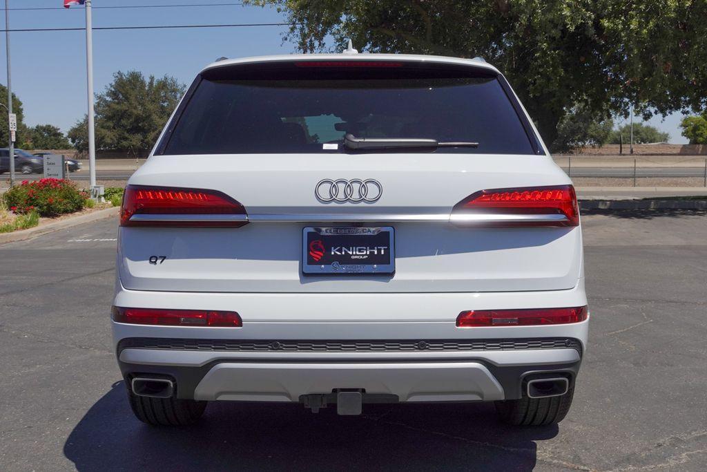 new 2025 Audi Q7 car, priced at $64,500