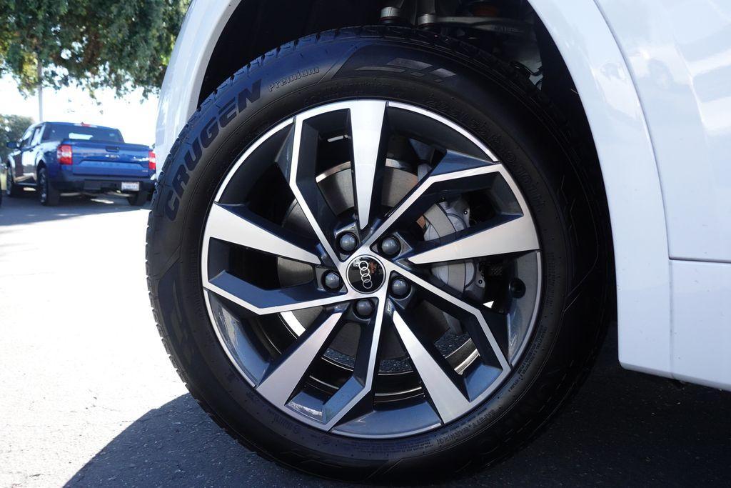 used 2025 Audi Q5 car, priced at $46,877
